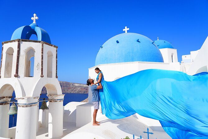 1-Hour Flying Dress Photoshoot, Instagram spots - Where the Flying Dress effect comes from (and why the team matters)