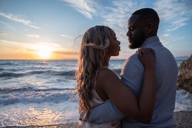 1 Hour Private Photoshoot in Rhodes - Your 1-hour Rhodes photo shoot: the point is getting calm, good light