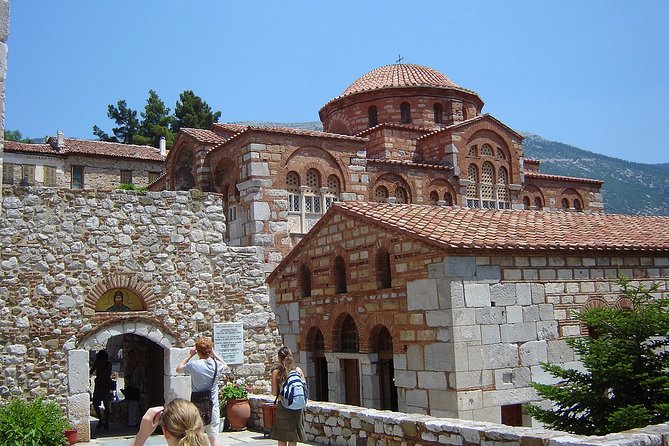 10 Day Best of Greece Tour, Olympia, Meteora, Delphi & Santorini - Day 4: Delphi and sunset at Meteora