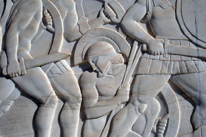 2 Day Private Tour Of Delphi, Thermopylae & Meteora From Athens - Thermopylae: the battle pass, Leonidas, and the museum