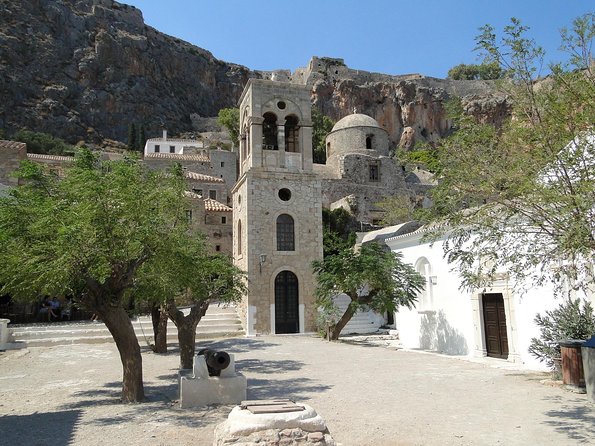 2 Day Private Tour of Sparta, Mystras & Monemvasia - Overnight - What the private driver adds