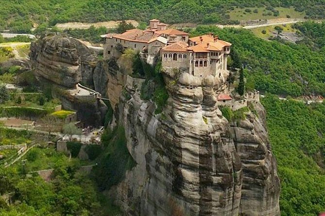 2 Day Private Tour to Amazing Delphi & Meteora - Why this route works from Athens