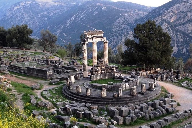 2 Day Private Tour to Amazing Delphi & Meteora - Thermopylae adds a sharp historical finish
