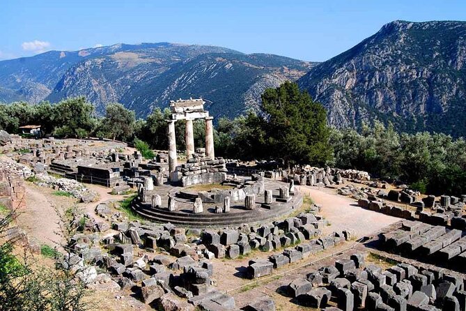 2 Day Private Tour to Amazing Delphi & Meteora - Delphi connects myth, power, and real ruins