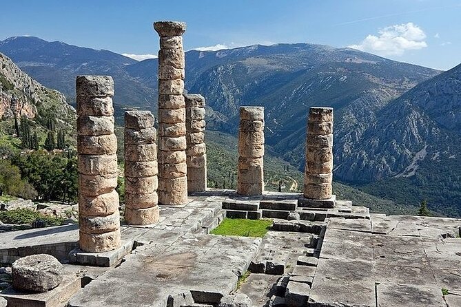 2-Day Private Tour to Delphi and Meteora from Athens - Thermopylae and Kamena Vourla