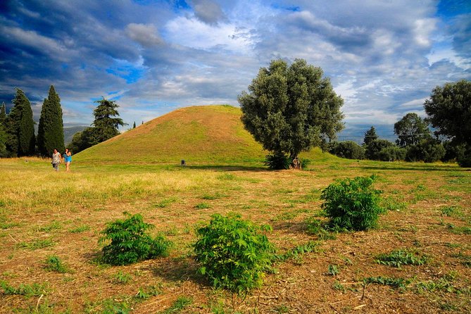 2 Days Herodotus Tour - Marathon, Thermopylae, Delphi, Thebes, Plataea, Salamis - Delphi’s museum, sanctuary, and Tholos