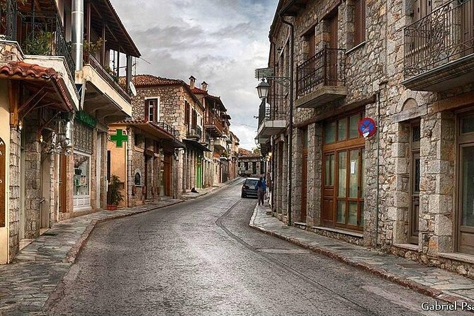 2 Days Peloponnese Tour : Ancient Olympia - Corinth, Mycenae Nafplio Epidaurus - What the private vehicle adds