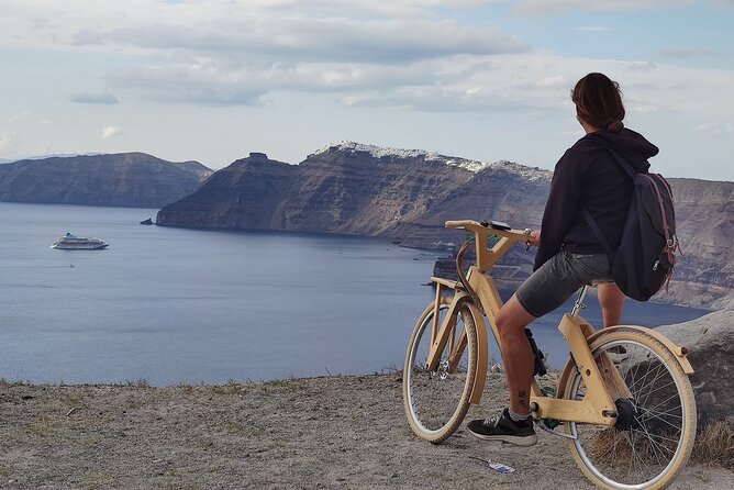 2-hour Private Wooden E-Bike Tour in Emporio Castle, Santorini - Key points at a glance