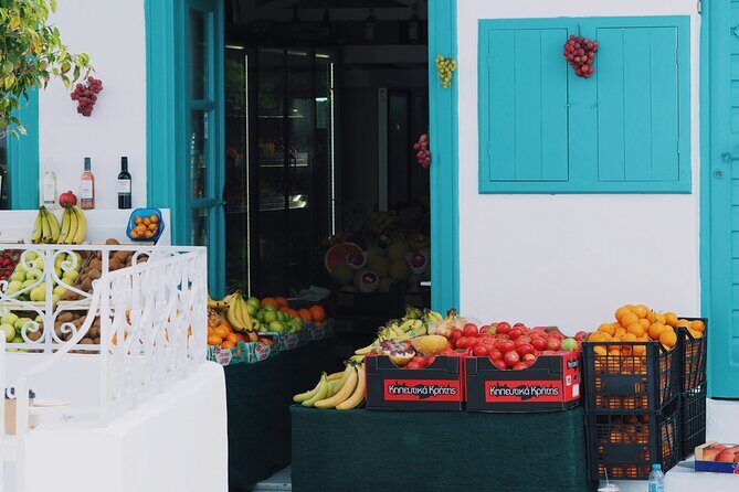2 Hours Feel Like A Local Walking Tour in Mykonos Town - What to wear and bring so you enjoy every stop