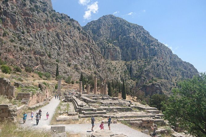 3-Day Classical Greece Tour: Epidaurus, Mycenae, Nafplion, Olympia, Delphi - Epidaurus Ancient Theatre: why the setting feels almost scientific