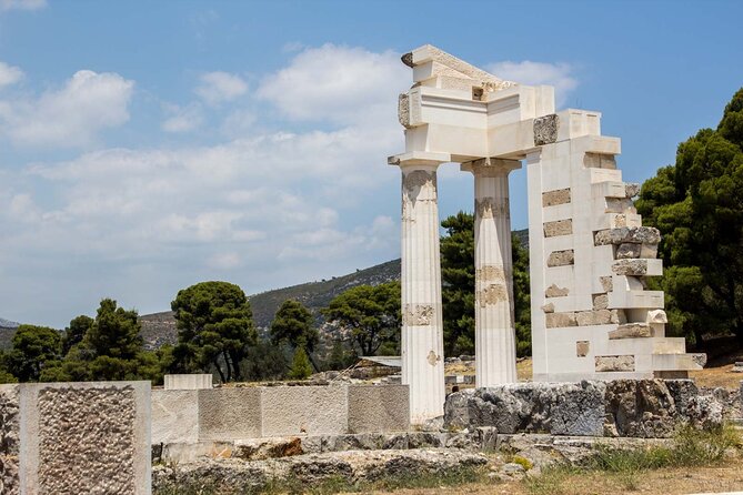3-Day Peloponnese and Delphi Private Tour from Athens - The driver makes the difference