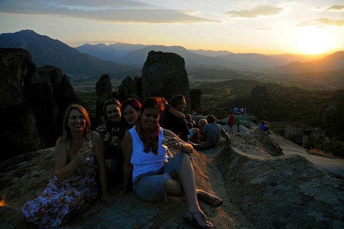3 Days private tour- Meteora Rocks & Monasteries, Delphi/ Apollo Oracle, Thebes - Delphi: Apollo, the oracle, and the museum