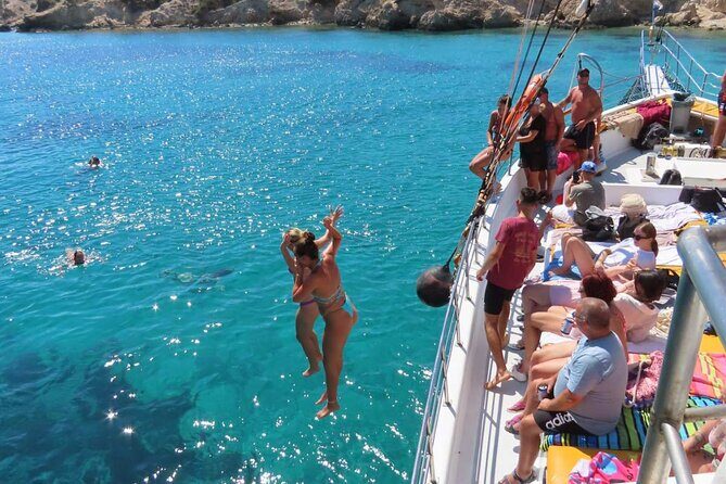 3 Island Cruise Tour in Kos Island with Personalized Audio Guide - Stop 3: Pserimos beach break and mini-church wandering