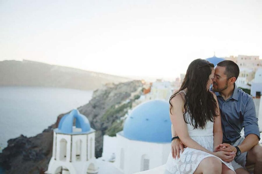 30’ Photoshoot in Oia! 30 edited photos! Effortless & Fun! - No stiff poses, but yes: direction