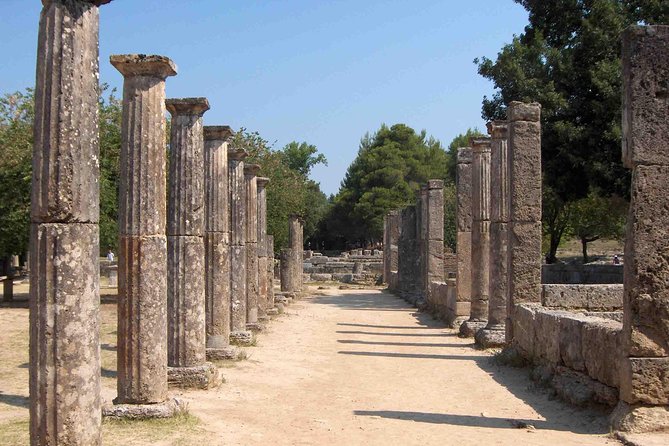 4-Days Argolis,Ancient Olympia,Delphi,Meteora private tour from Athens - A private tour, but not a private guided tour
