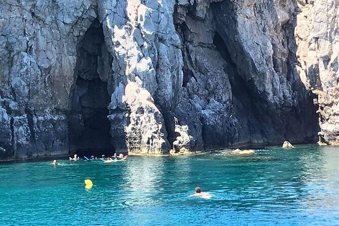 4 Hour Beach Tour with Meal and Unlimited Drinks in Rhodes - On-Board Vibe: Crew Hospitality, Music, and Small Moments
