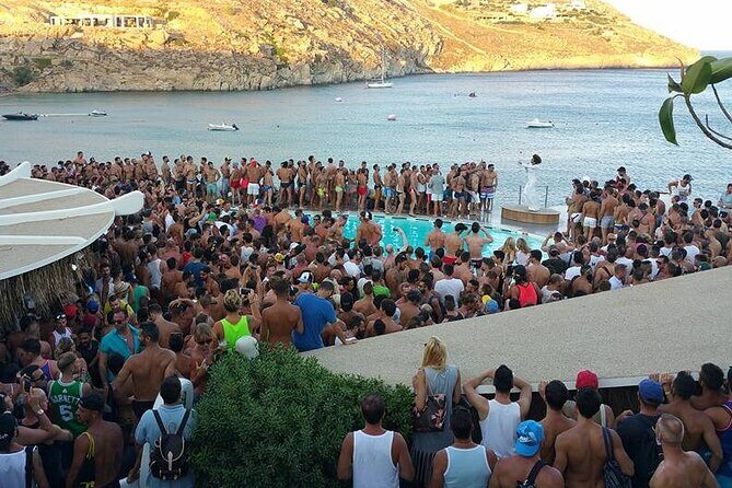 4 Hour Day Party at Beach Clubs in Mykonos - Paradise Beach Club: The 1969-Era Legend Keeps Running