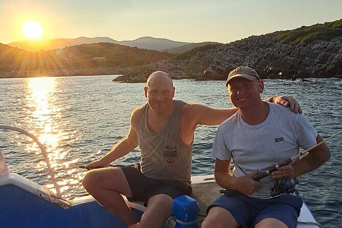 4 Hour Fishing and Swimming Boat Experience in Schisma Eloundas - The Lunch Factor: Why the Meal Is More Than a Bonus