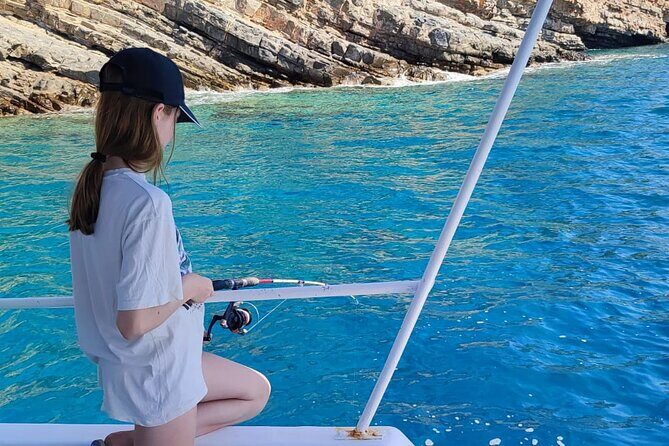 4 Hour Fishing and Swimming Boat Experience in Schisma Eloundas - Pickup, Timing, and Getting There Without Stress