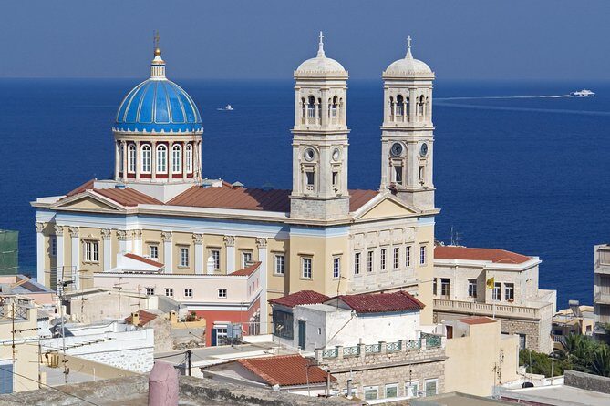 4 Nights in the Greek Islands from Athens: Santorini, Mykonos and Syros - How This Self-Guided Island Hop Works from Piraeus