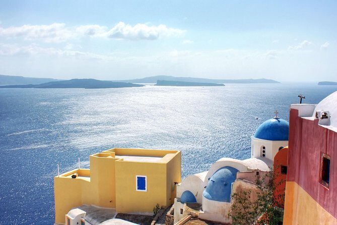 4 Nights in the Greek Islands from Athens: Santorini, Mykonos and Syros - Syros Stop: Beaches, Old Town Walks, and a Calmer First Night