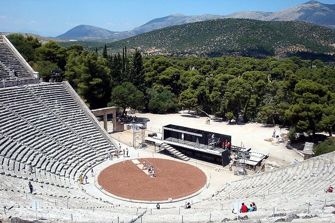5-Day Best of: Nafplio Mycenae Epidaurus Olympia Zakynthos island Delphi Meteora - Day 5: Three Meteora monasteries and Thermopylae