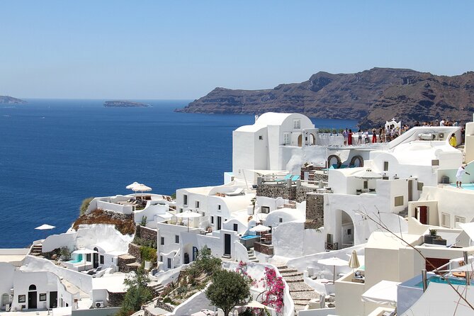 5-Day Tour in Mykonos & Santorini Sun & Sea - How the $1,875.98 price measures up