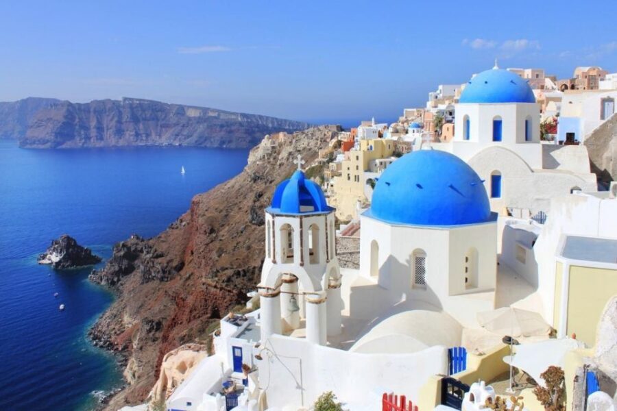 5-h Best of Santorini Sightseeing Guided Tour - The Oia Start: Blue Domes and Photo Angles Without Guesswork