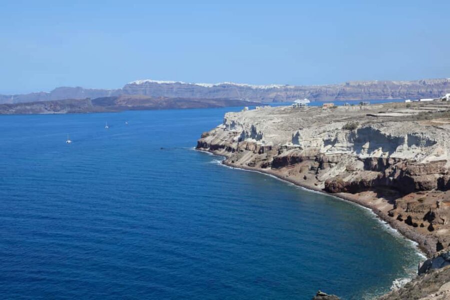 5-h Best of Santorini Sightseeing Guided Tour - The Black-Sand Beach Stop: A Different Side of Santorini