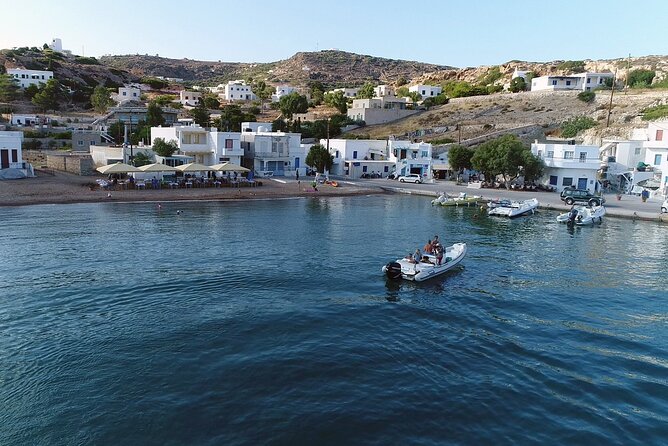 6 Hours Kimolos and Poliegos islands Private tour - Fanara cave and Faros lighthouse on Poliegos