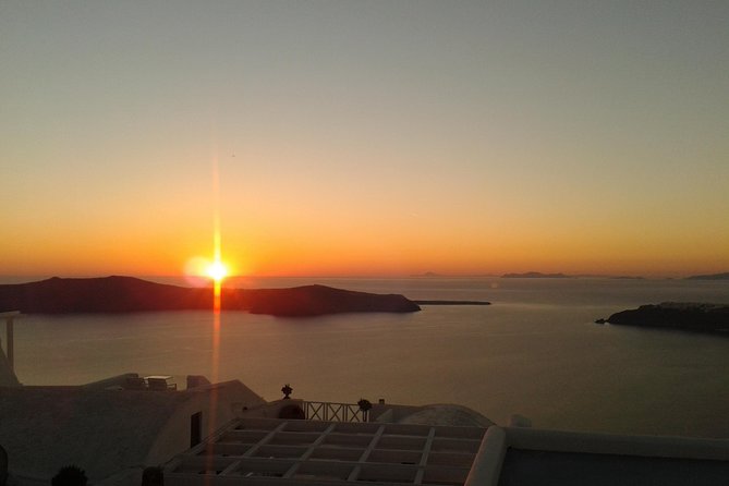 6 hours Private Full Santorini Highlights - A fast, private introduction to Santorini