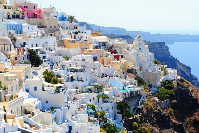 8-Day Tour in Delphi, Meteora & Tour in Santorini from Athens - Day 1: A soft landing in Athens