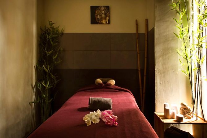 90-Minute Aroma Oil Massage plus 20' min Free Fish Pedi - A Two-Hour Reset in Central Athens