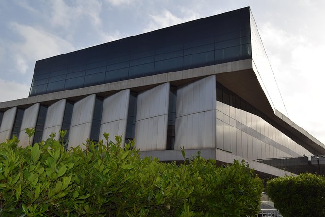 Acropolis & Acropolis Museum Group tour in German or Dutch - Guide style and language choice