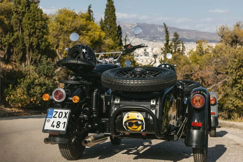 Acropolis & Lycabettus: Discover Hidden Gems of Athens - Neapoli and the Ride Toward Lycabettus