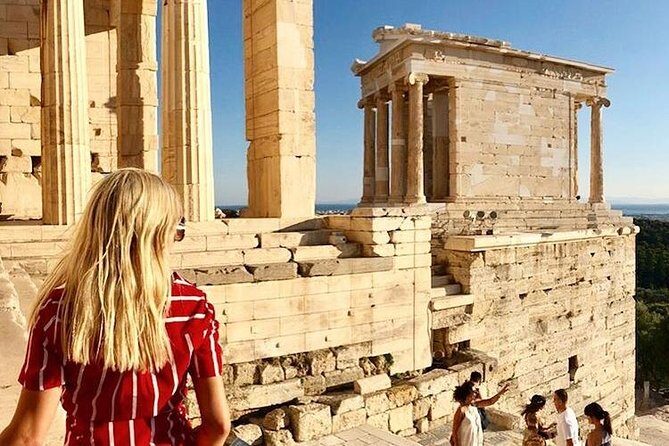 Acropolis Of Athens & Acropolis Museum Skip The Line Private Guided Tour - Why an early Acropolis morning beats the crowd math