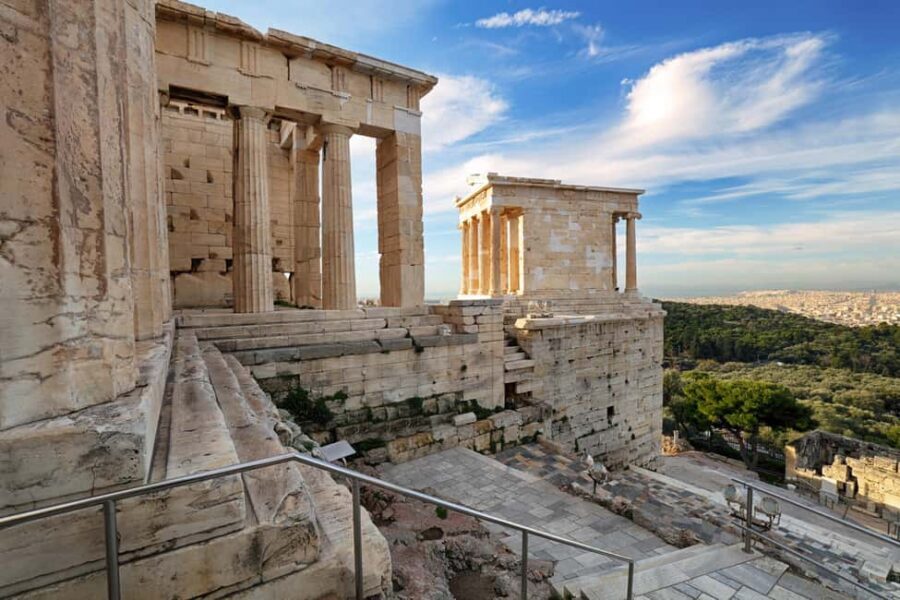 Acropolis Self-Guided Smartphone Tour w/Audio & 3D(No entry) - Getting to the Acropolis (and where to start walking)
