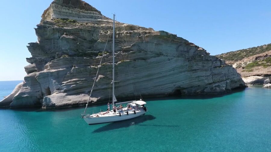 Adamantas: Full-Day Milos & Poliegos Boat Tour with Meals - What the crew does (and why it changes the whole day)