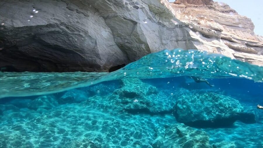 Adamantas: Full-Day Milos & Poliegos Boat Tour with Meals - Lunch on the water: regional food that doesn’t feel like filler