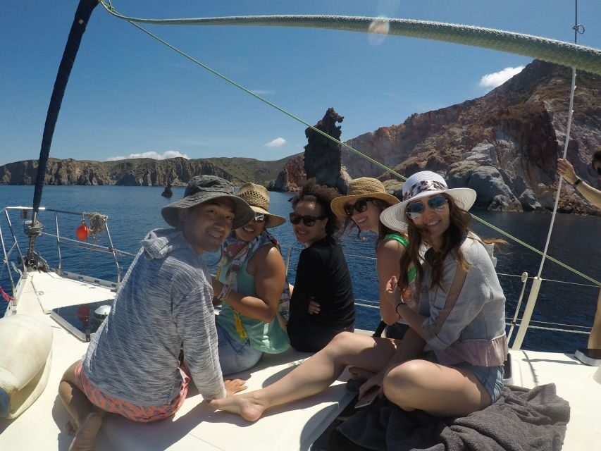 Adamantas: Milos Sightseeing Sailboat Cruise - Kleftiko caves: pirate-lair vibes plus guided time