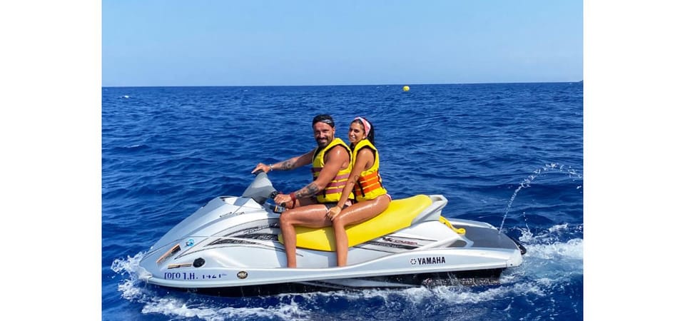 Agia Pelagia: Jet Ski - Taking off from Mononaftis Beach