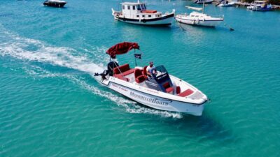 Agios Nikolaos: Private Boat Cruise with Soft Drinks - Starting from Agios Nikolaos