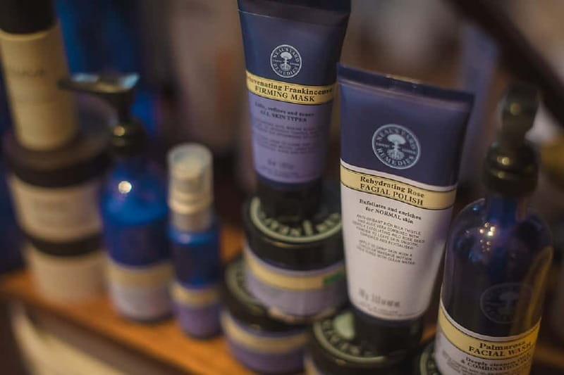 Akrotiri: 2-Hrs Aromatherapy Face & Body Ritual - The body scrub and wrap with Dead Sea minerals
