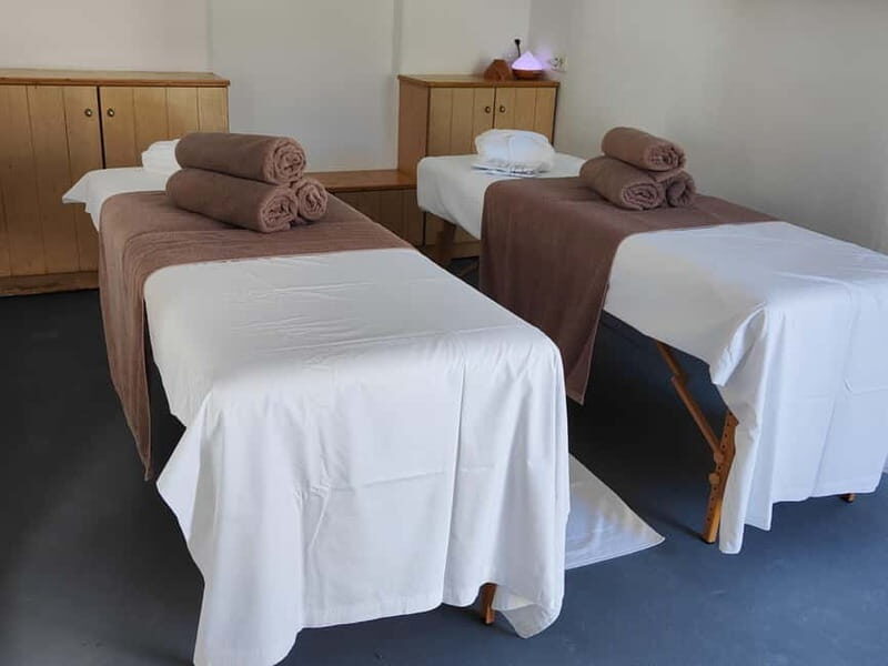 Akrotiri: Aromatherapy Couples Massage - Where you check in in Akrotiri (and why the timing matters)
