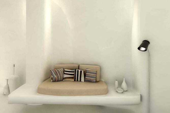 Akrotiri: Couples Massage & Pool Day Access - Price and Overall Value for Two