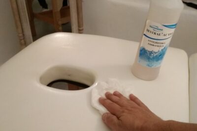 Akrotiri: Singles' Aromatherapy Massages - The first 10 minutes: consultation, changing, and settling in
