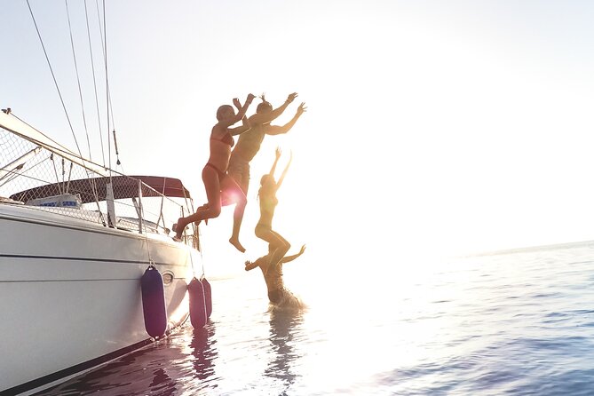 All inclusive cruise Sailing Cruise to Delos&Rhenia beaches - Lunch with a Mykonian touch