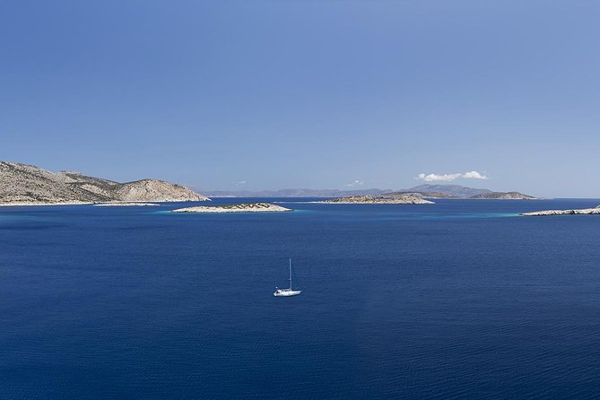 All inclusive day sailing tour from Naxos to the small cyclades - Breakfast first, barbecue lunch later