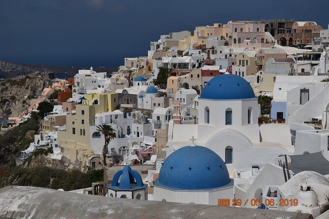 All of Santorini in 6 hours (private) - Pickup From Fira and the Cruise Timing Problem You Can’t Ignore