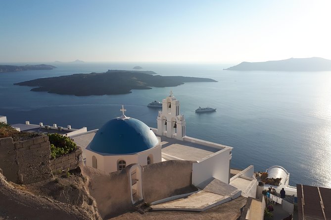 Amazing sightseeing in Santorini 2022 - Red Beach and Santorini’s volcanic colors